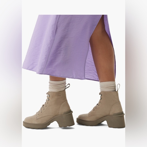 Sorel Women's Hi-LineWaterproof Lace-Up Boots - New with box - Picture 3 of 12